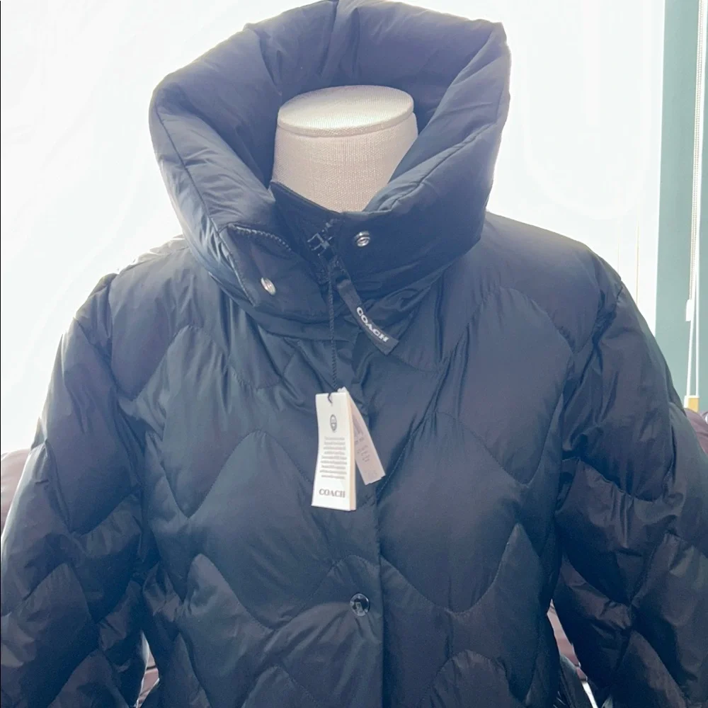 Coach NWT- Beautiful Women's Large Black Down Puffer Jacket. - Picture 3 of 13